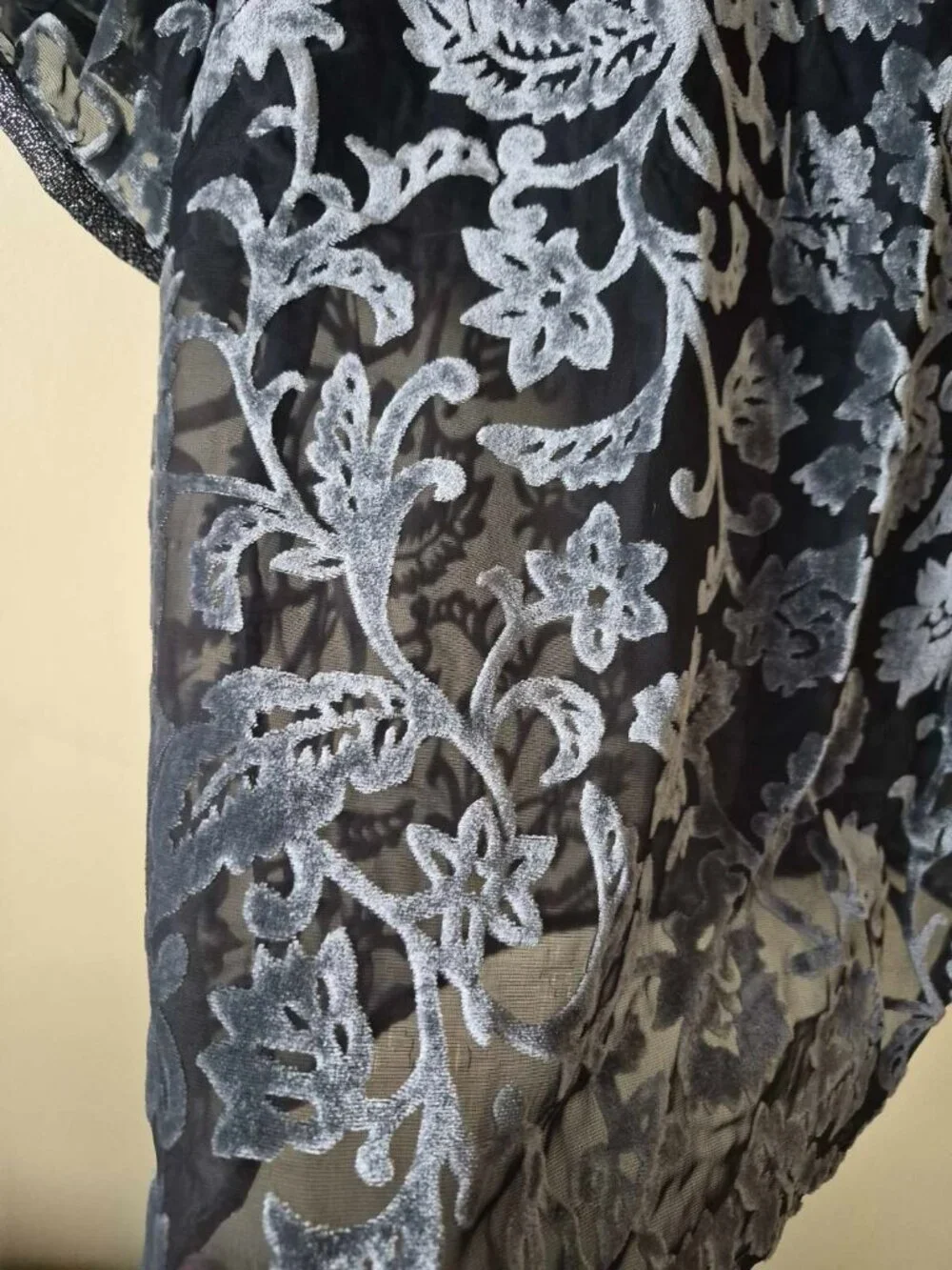 Black/silver translucent blouse - Picture 2 of 10